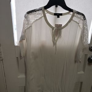 LADIES BLOUSE